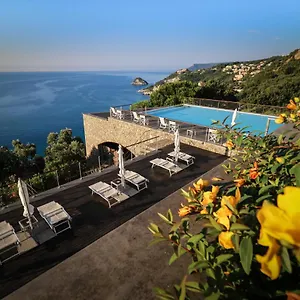 Station touristique Dominio Mare & Bergeggi