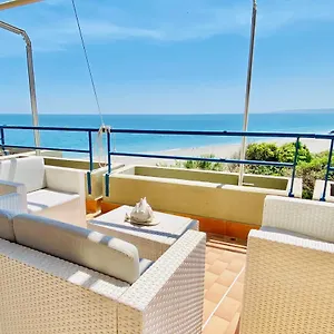 The Dream - Seafront Loft Apartment Giardini Naxos