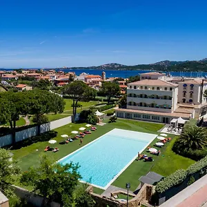 Hotel Ahr Baja & Cannigione
