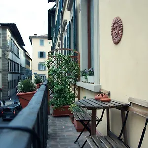 Luxury Central Flat River View Apartment Florence