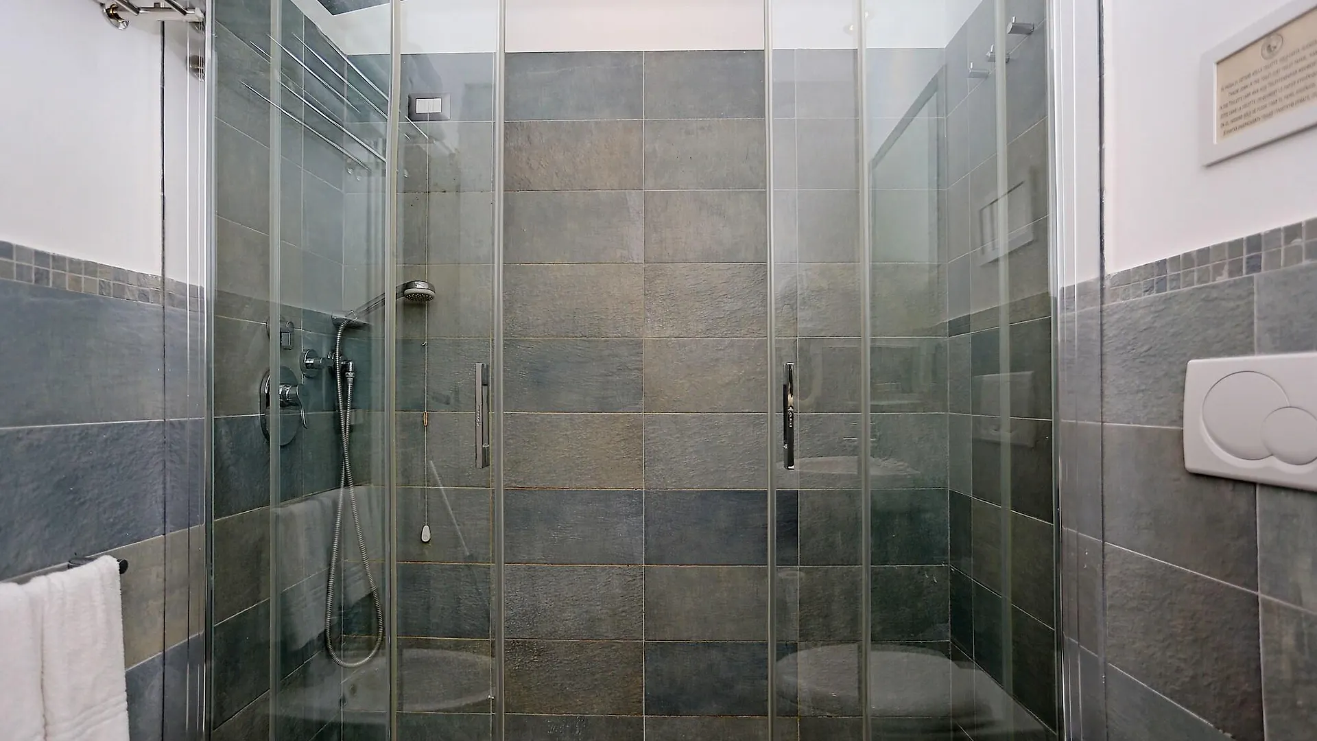 Daplace - Hqh Colosseo Rome
