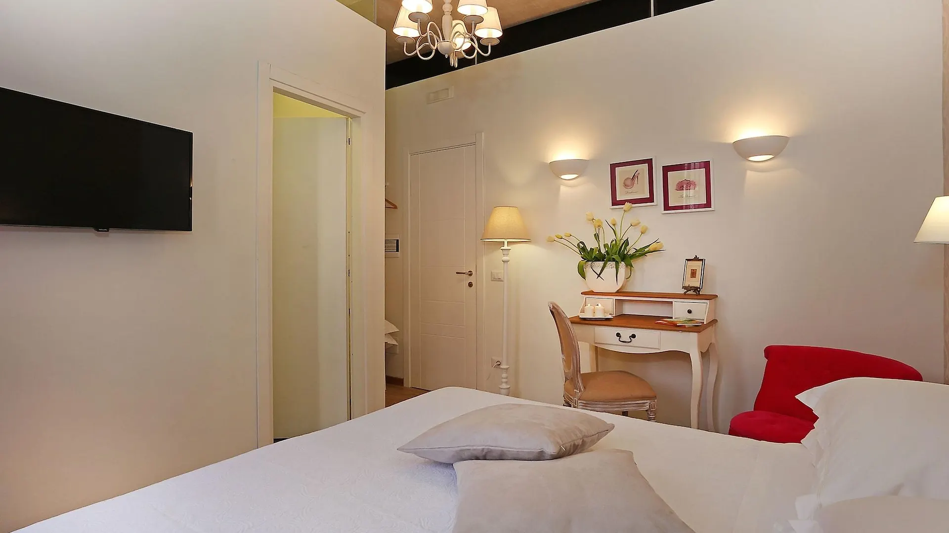 Daplace - Hqh Colosseo Roma 2*,  İtalya