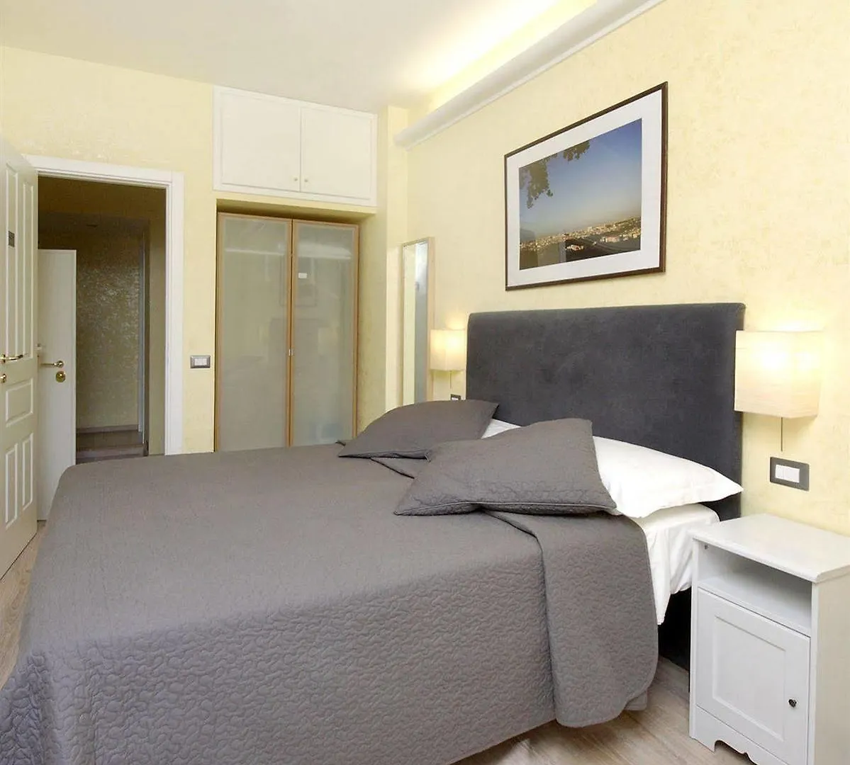 Daplace - Hqh Colosseo Rome