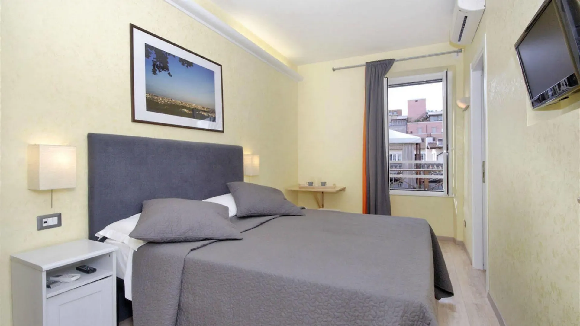 Daplace - Hqh Colosseo Rome Italy